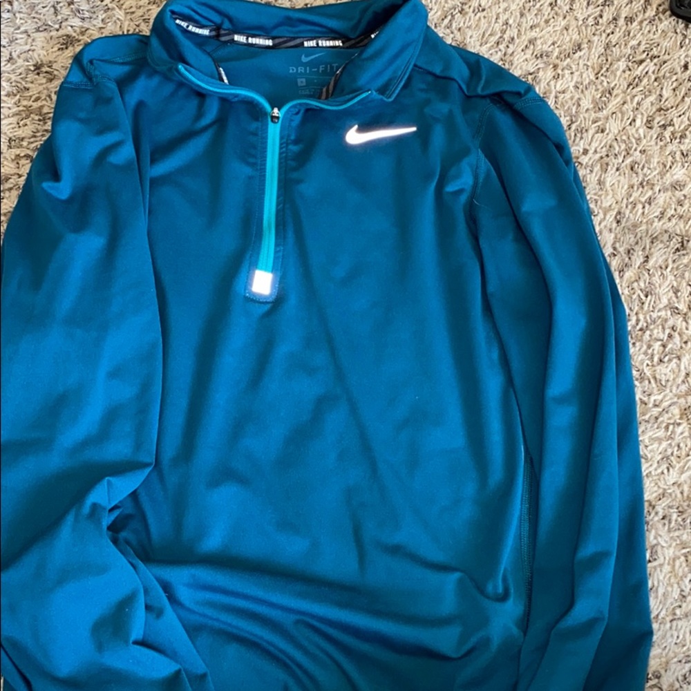 Nike fitted sweater